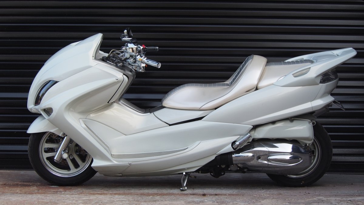 画像3: マジェスティ250 メッキローダウン ホワイトカスタム (3)