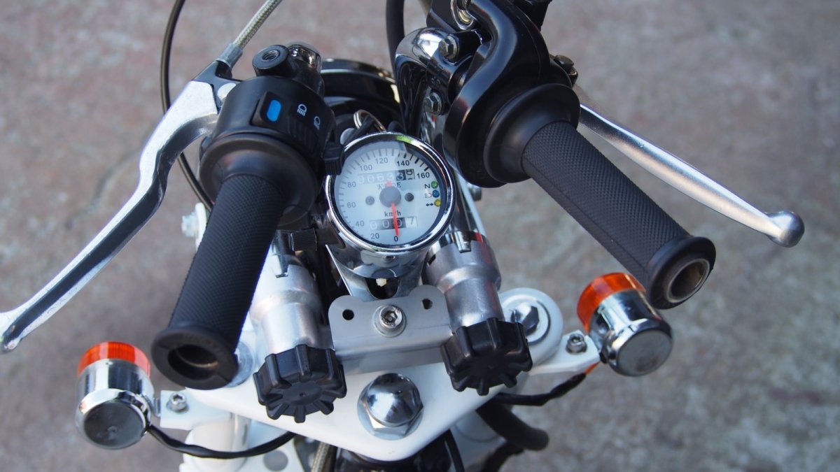 画像13: HONDA モンキー(Z50J) 4L仕様 12V シャコタン ワイドホイール 88ccボアアップ ヨシムラ カスタム (13)