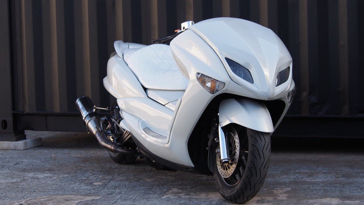 画像5: 4D9マジェスティ250(SG20J) VOGUEエアロ　ホワイトロンホイカスタム (5)