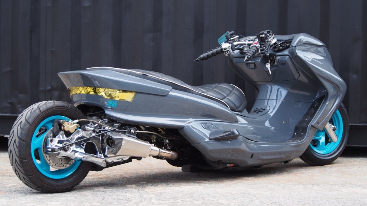 画像4: マジェスティC   LOTAUS ロンホイローダウンチョップフェイスフルカスタム　  (4)