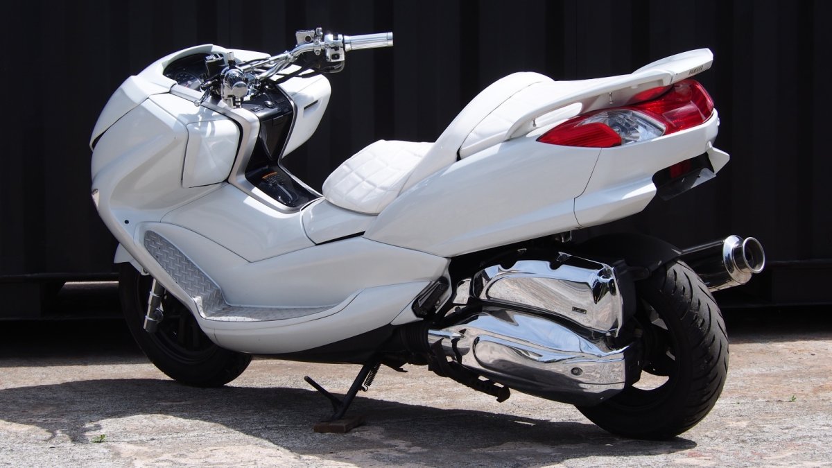 画像7: 4D9マジェスティ250(SG20J )後期　ホワイト＆メッキ　カスタム (7)