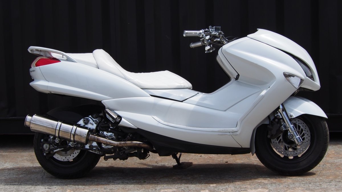 画像4: 4D9マジェスティ250(SG20J )後期　ホワイト＆メッキ　カスタム (4)