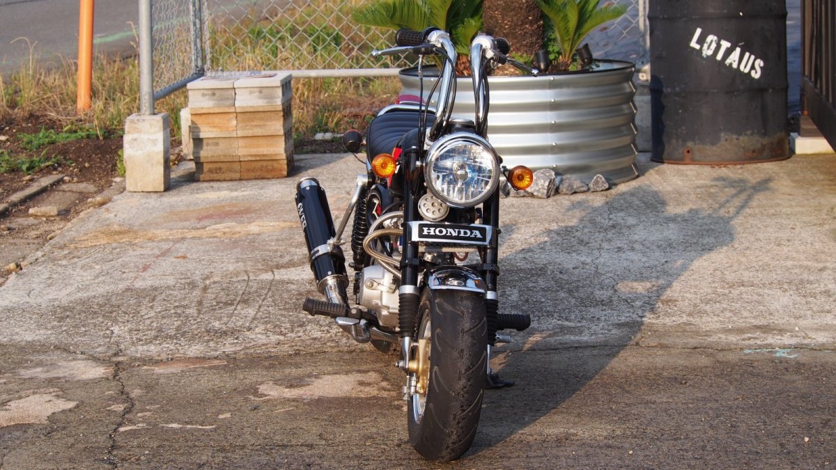 画像11: HONDA モンキー(Z50J) 5Lタンク12Vキット ワイドホイール 88ccボアアップ ヨシムラ カスタム (11)