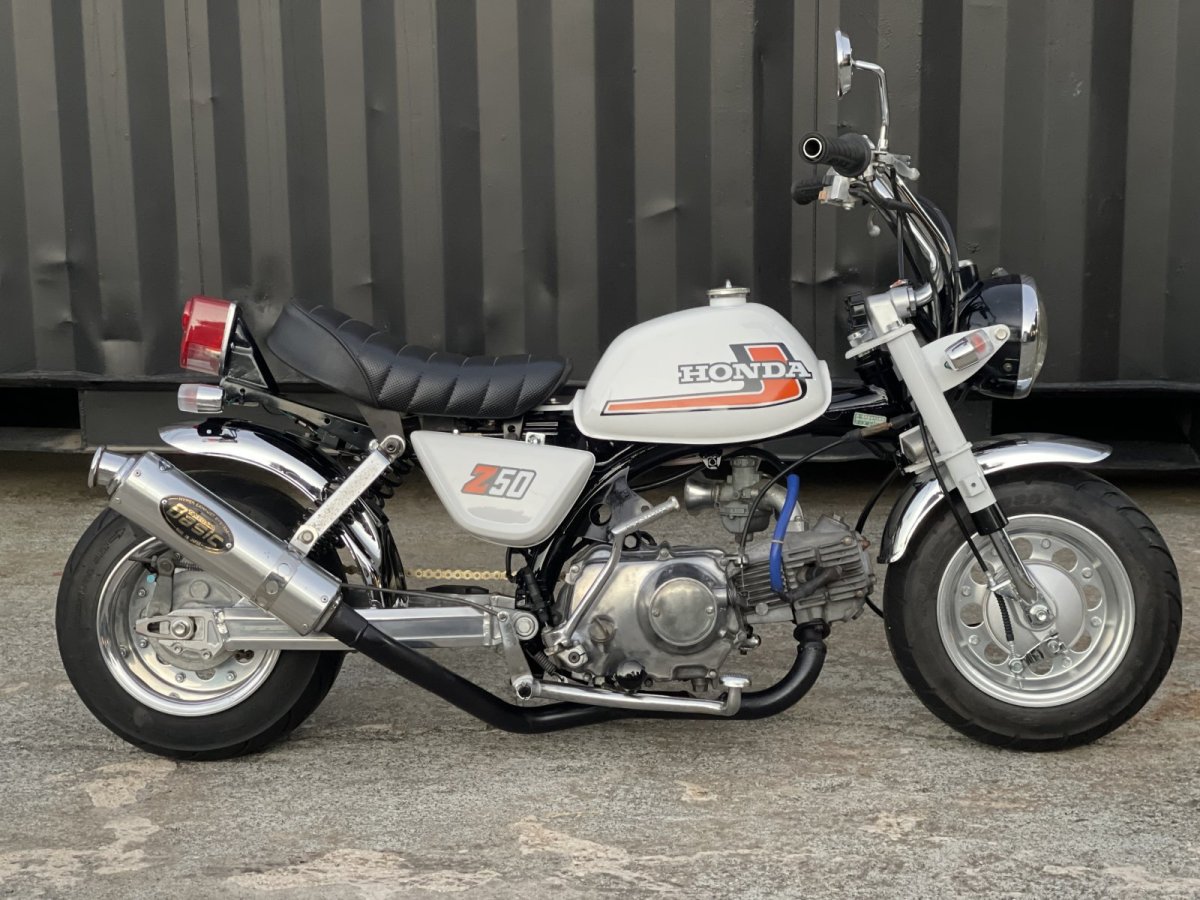 画像2: HONDA モンキー(Z50J) 太足　5.5J ボアアップ　4Lタンク　カスタム (2)