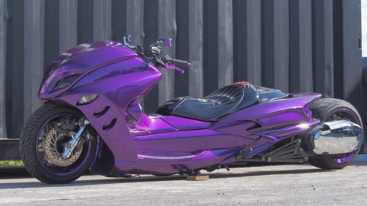 画像3: 4D9マジェスティ250(SG20J) 四輪太足オーディオエアロカスタム (3)